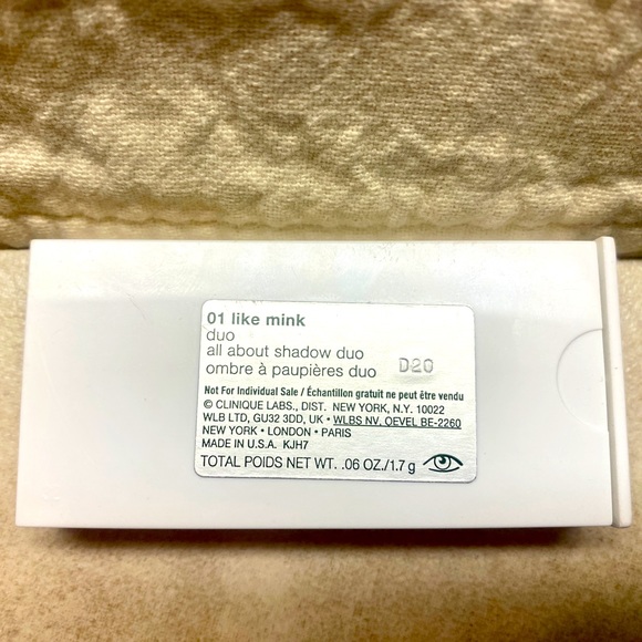 👁CLINIQUE👁 01 LIKE MINK “ALL ABOUT SHADOW DUO EYESHADOW NWOB🟫 - Picture 4 of 4